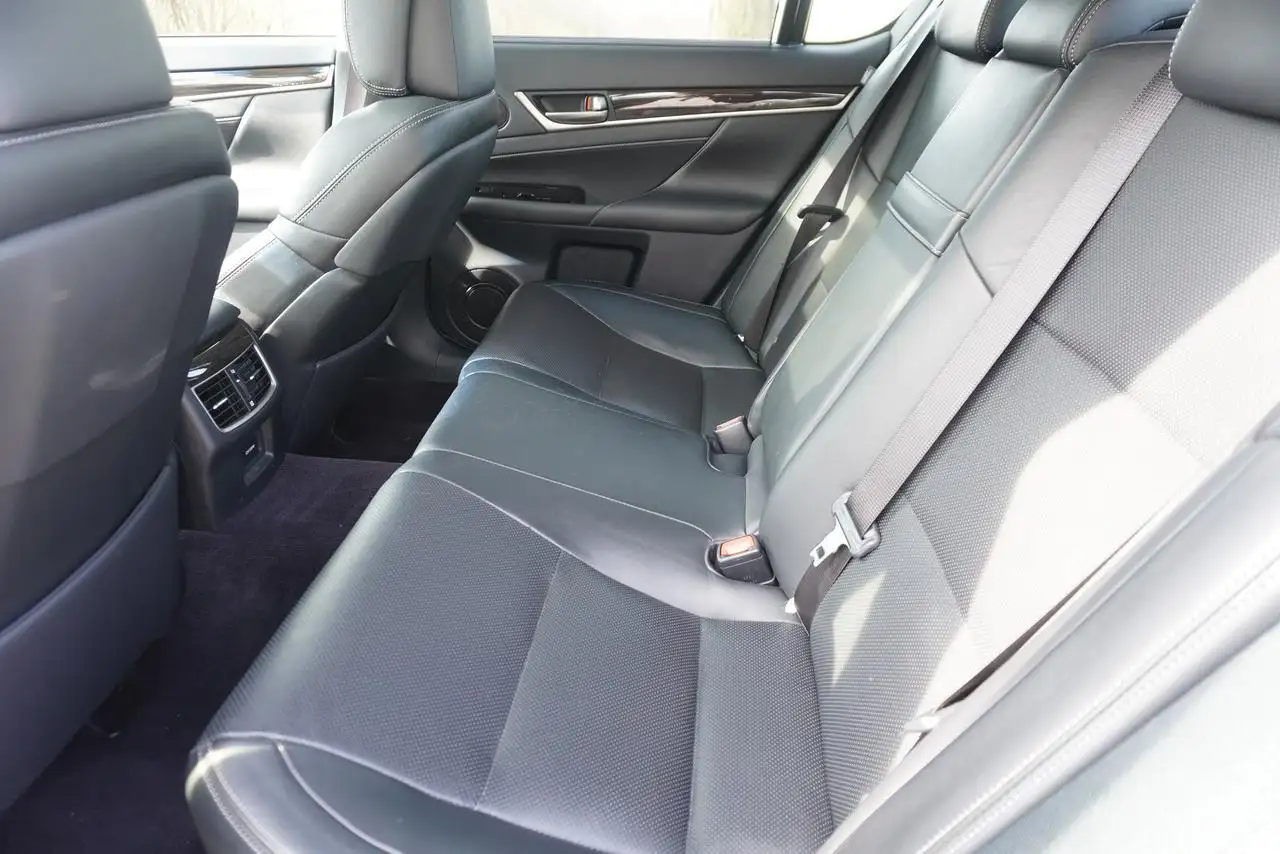 Lexus GS снимка Lexus GS