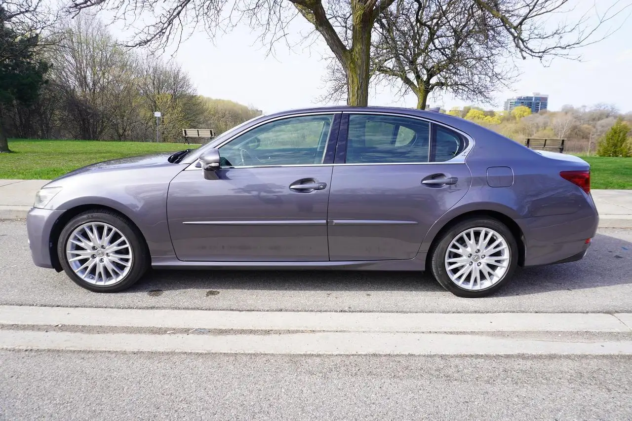 Lexus GS снимка Lexus GS