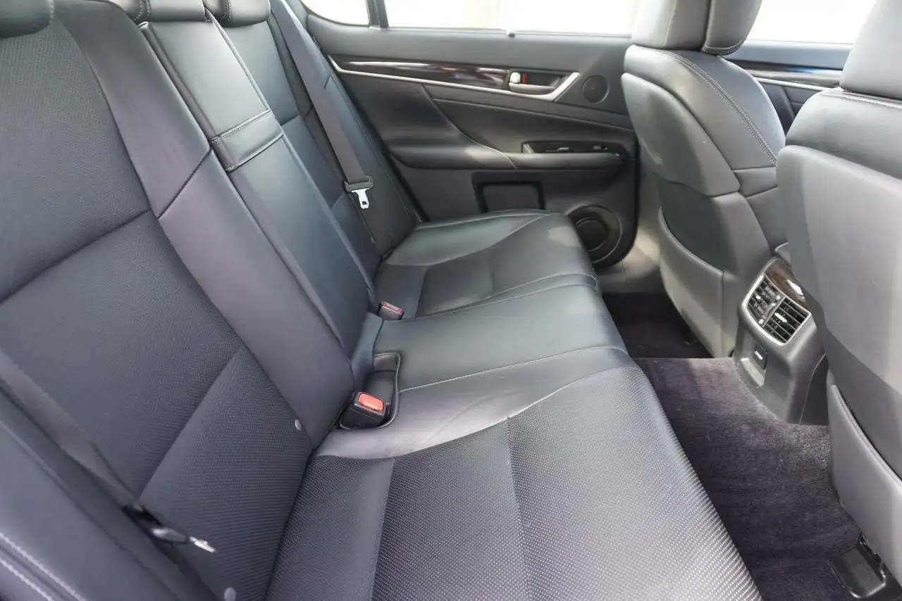 Lexus GS снимка Lexus GS