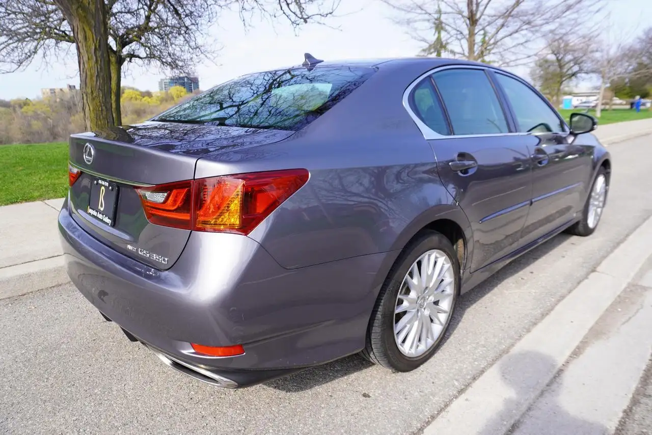 Lexus GS снимка Lexus GS