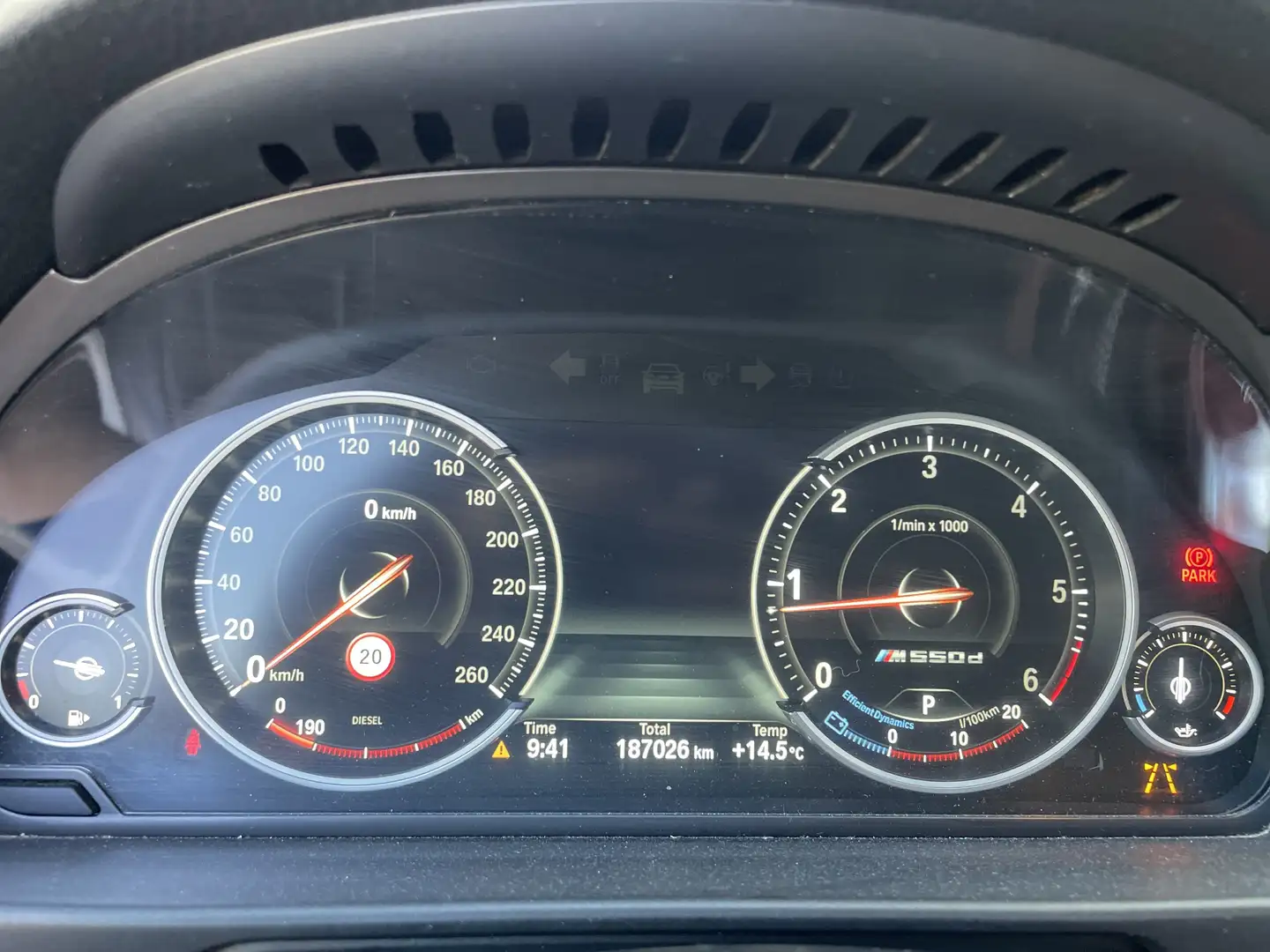 BMW 525 525d Touring Sport-Aut. Modern Line Wit - 1