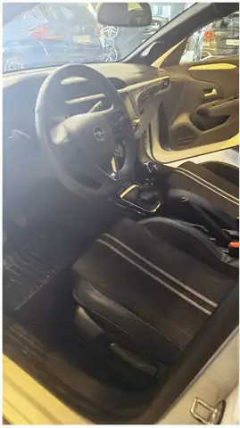 Opel Corsa view 11