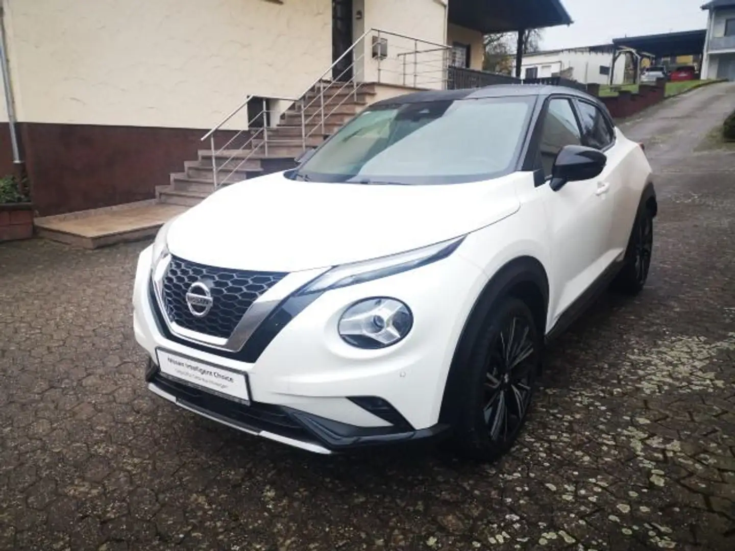 Nissan Juke 1.0 DIG-T 7DCT N-Design AHV abnehmbar behei Blanc - 2