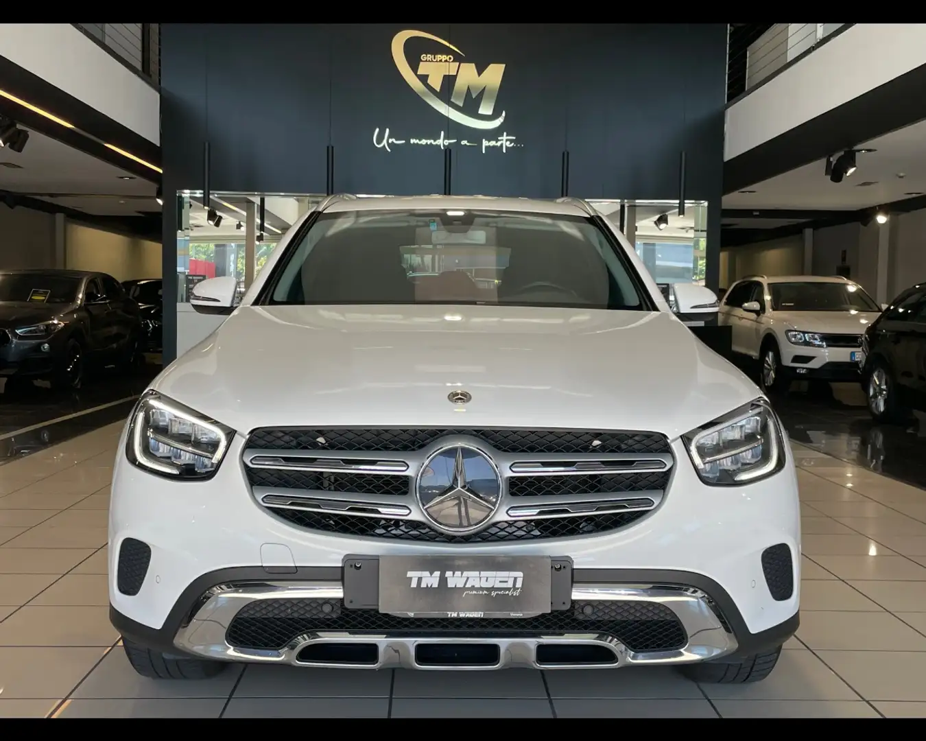 Mercedes-Benz GLC 220 d 4Matic Business Sport 4X4 194cv 2020 *IVA* Bianco - 2