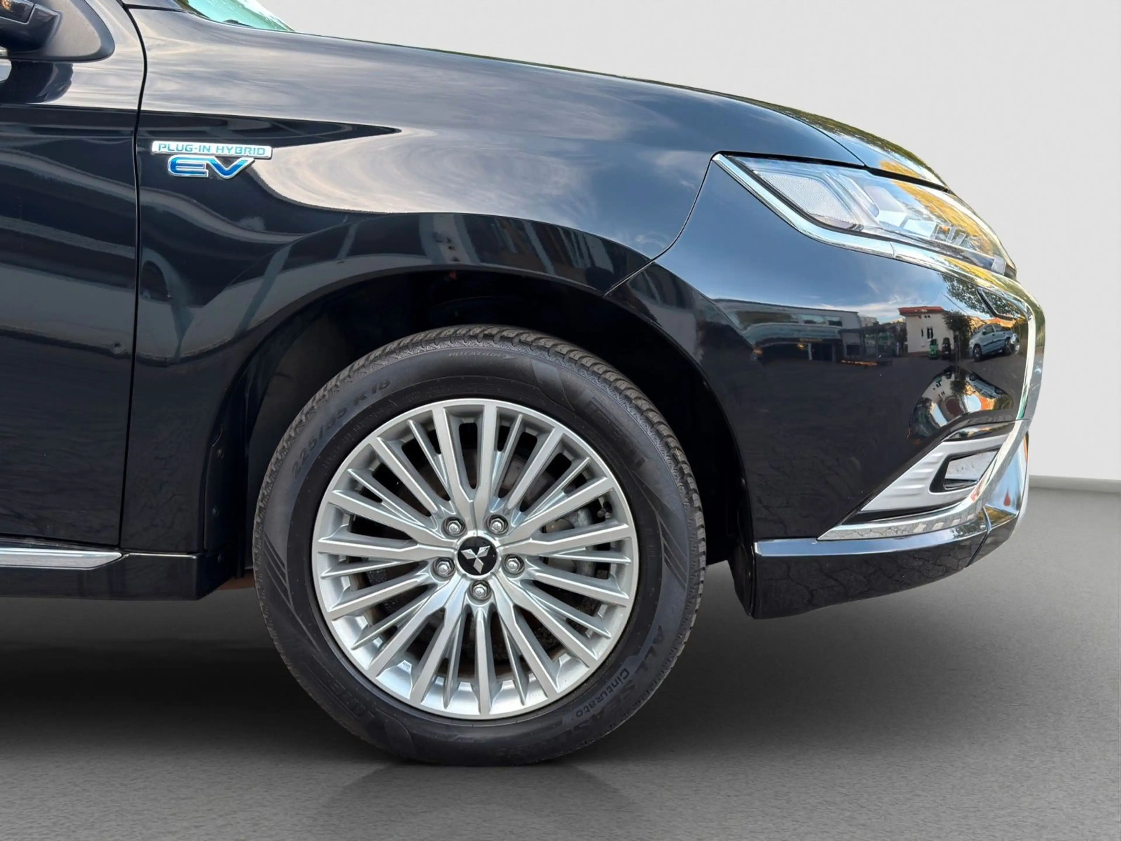 Mitsubishi Outlander Outlander PHEV Plus 4WD*1.Hand*Navi*Kamera*F1*Al — photo 15