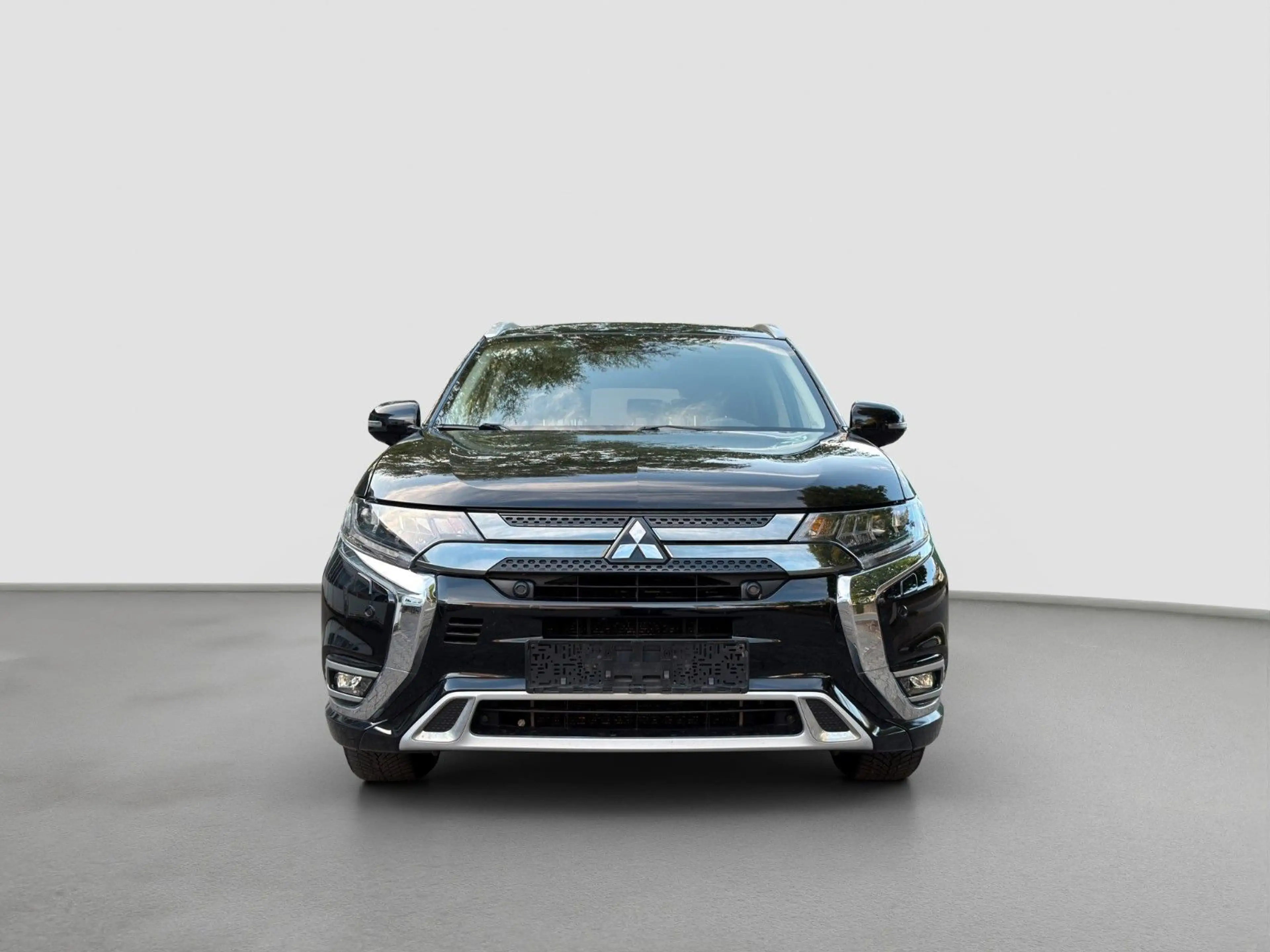 Mitsubishi Outlander Outlander PHEV Plus 4WD*1.Hand*Navi*Kamera*F1*Al — photo 2