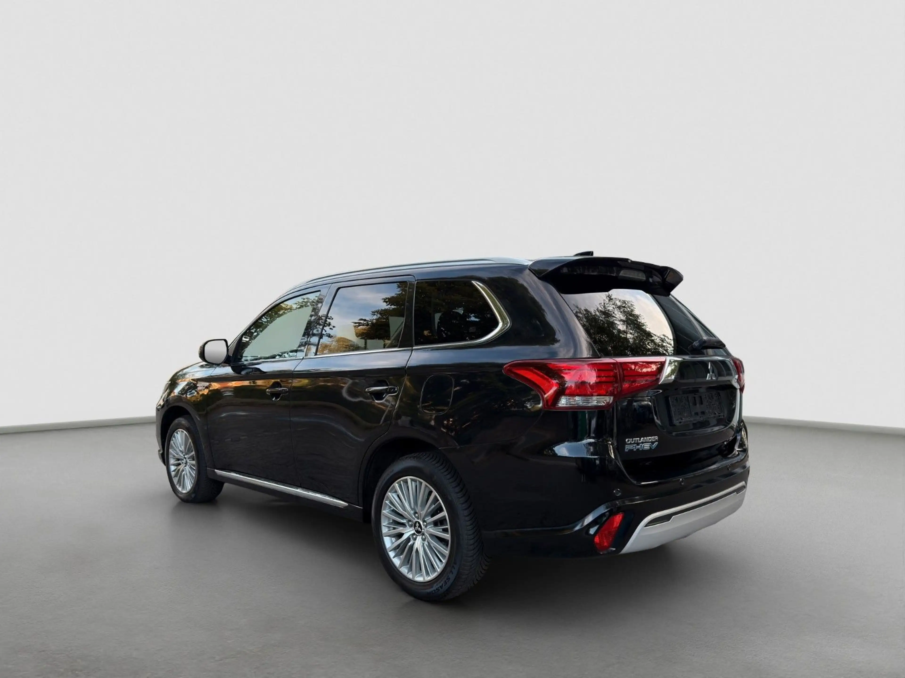 Mitsubishi Outlander Outlander PHEV Plus 4WD*1.Hand*Navi*Kamera*F1*Al — photo 5