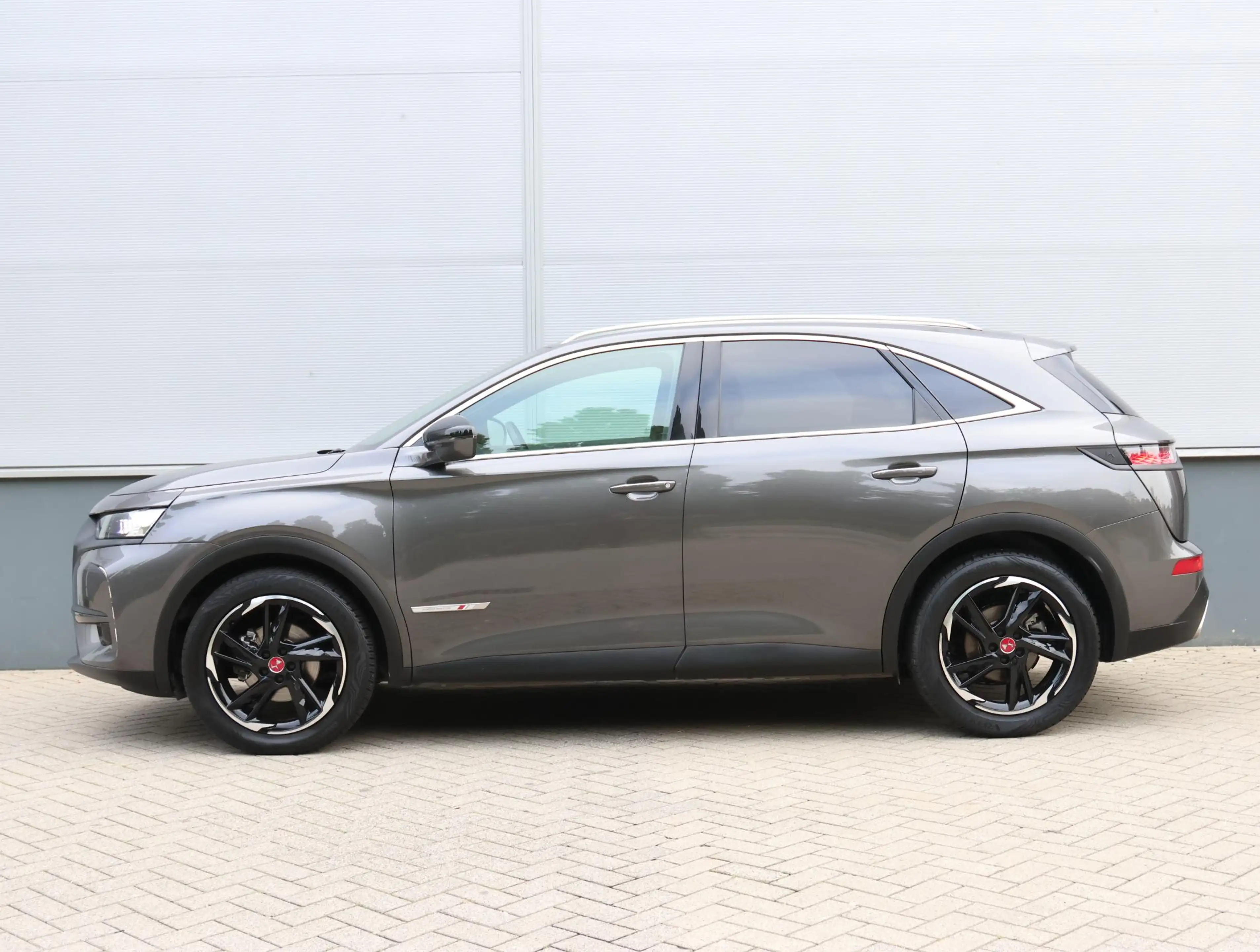 DS Automobiles DS 7 Crossback 1.6 PureTech Performance Line — photo 2