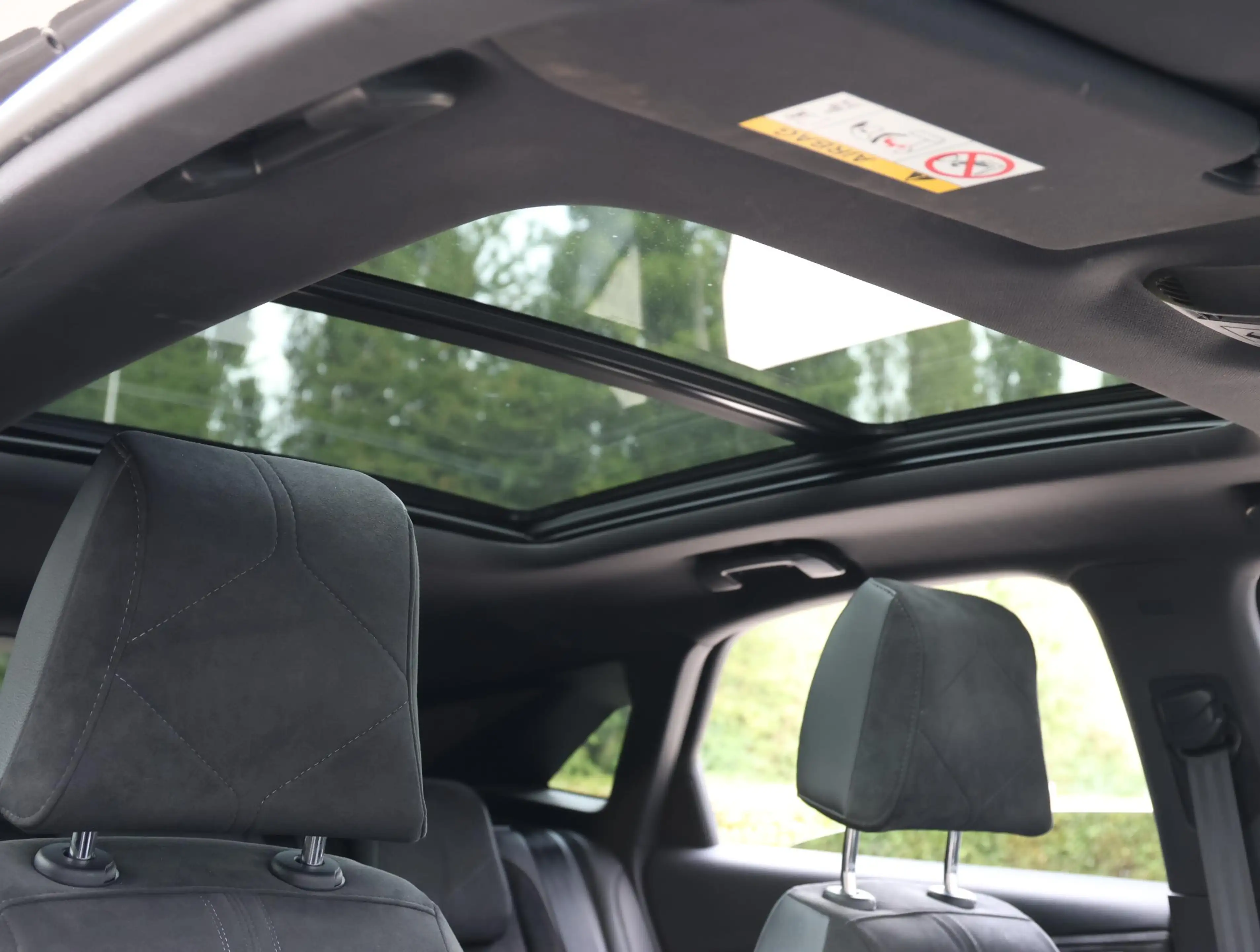 DS Automobiles DS 7 Crossback 1.6 PureTech Performance Line — photo 11
