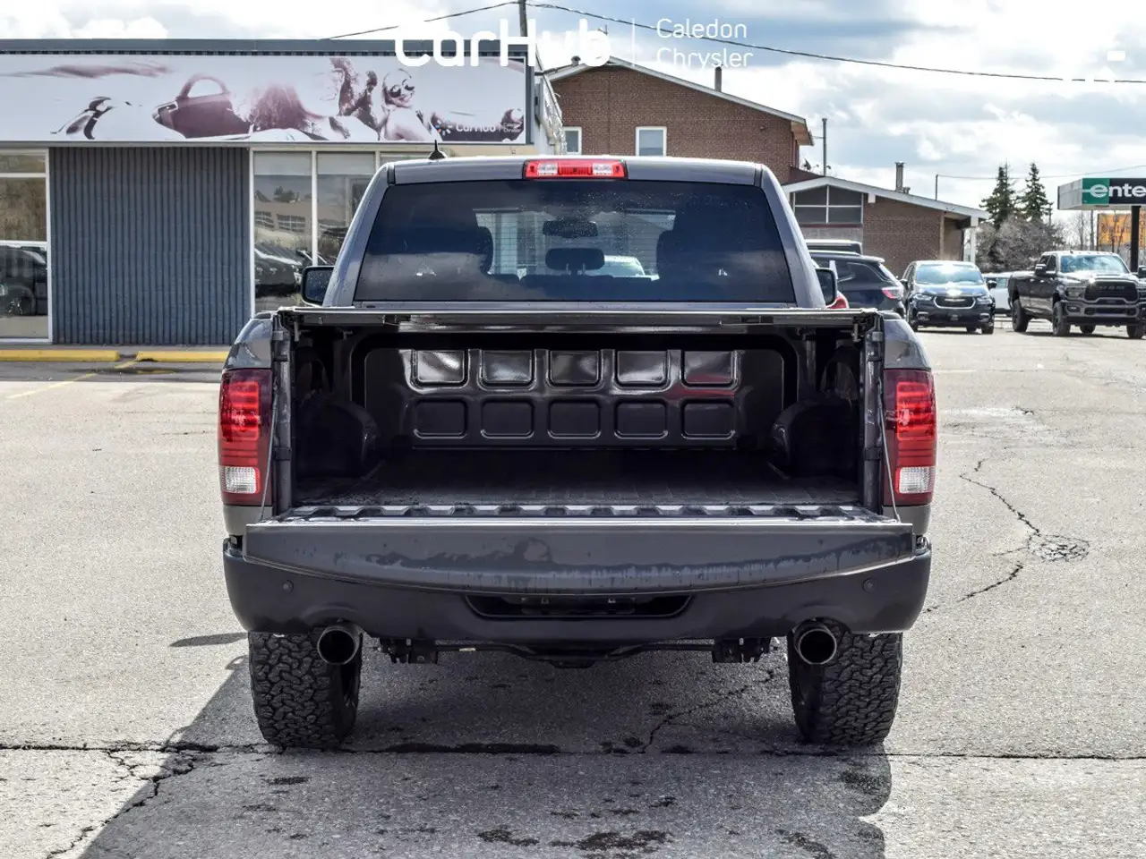 RAM 1500 снимка RAM 1500