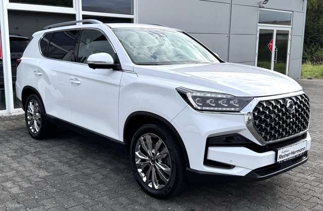 Imagine SsangYong Rexton Sapphire 2.2 NAPPA NAVI 4x4 SD 360° 20 Zoll AHK
