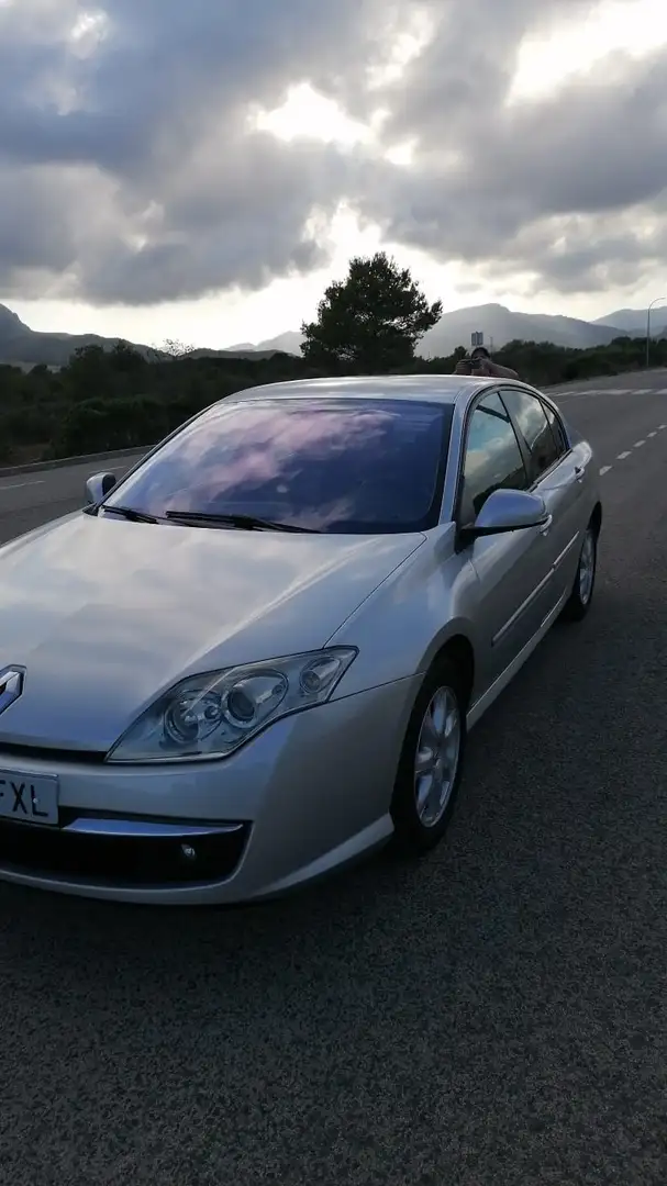 Renault Laguna 1.5dCi Authentique - 1