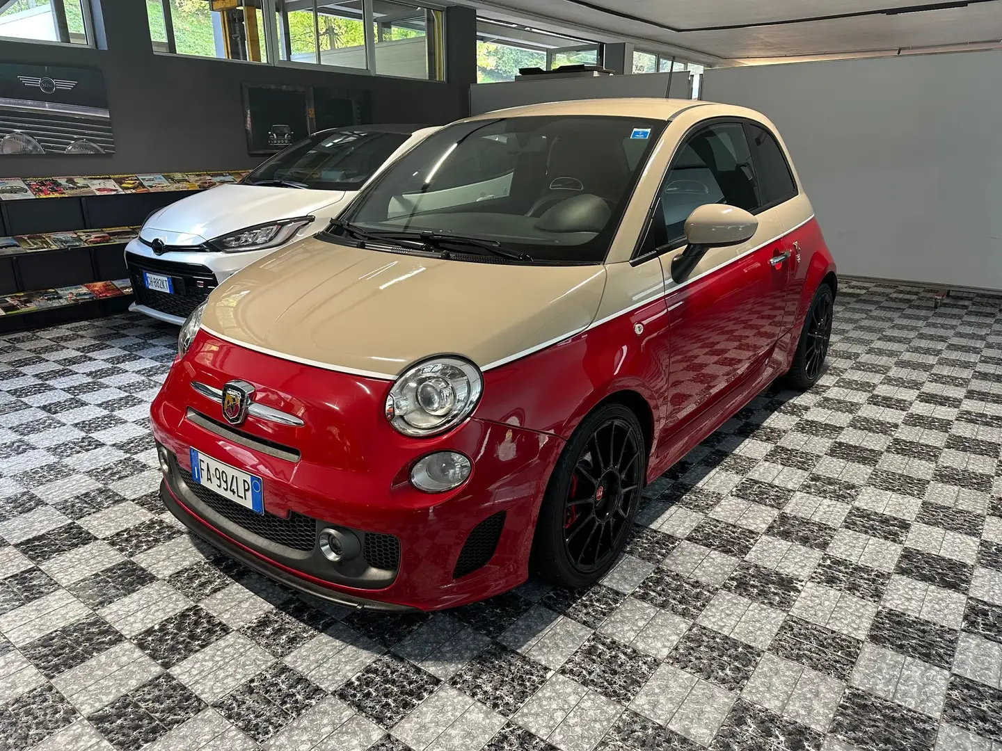 Abarth 595 1.4 16v t. t-jet turismo 160cv - 1