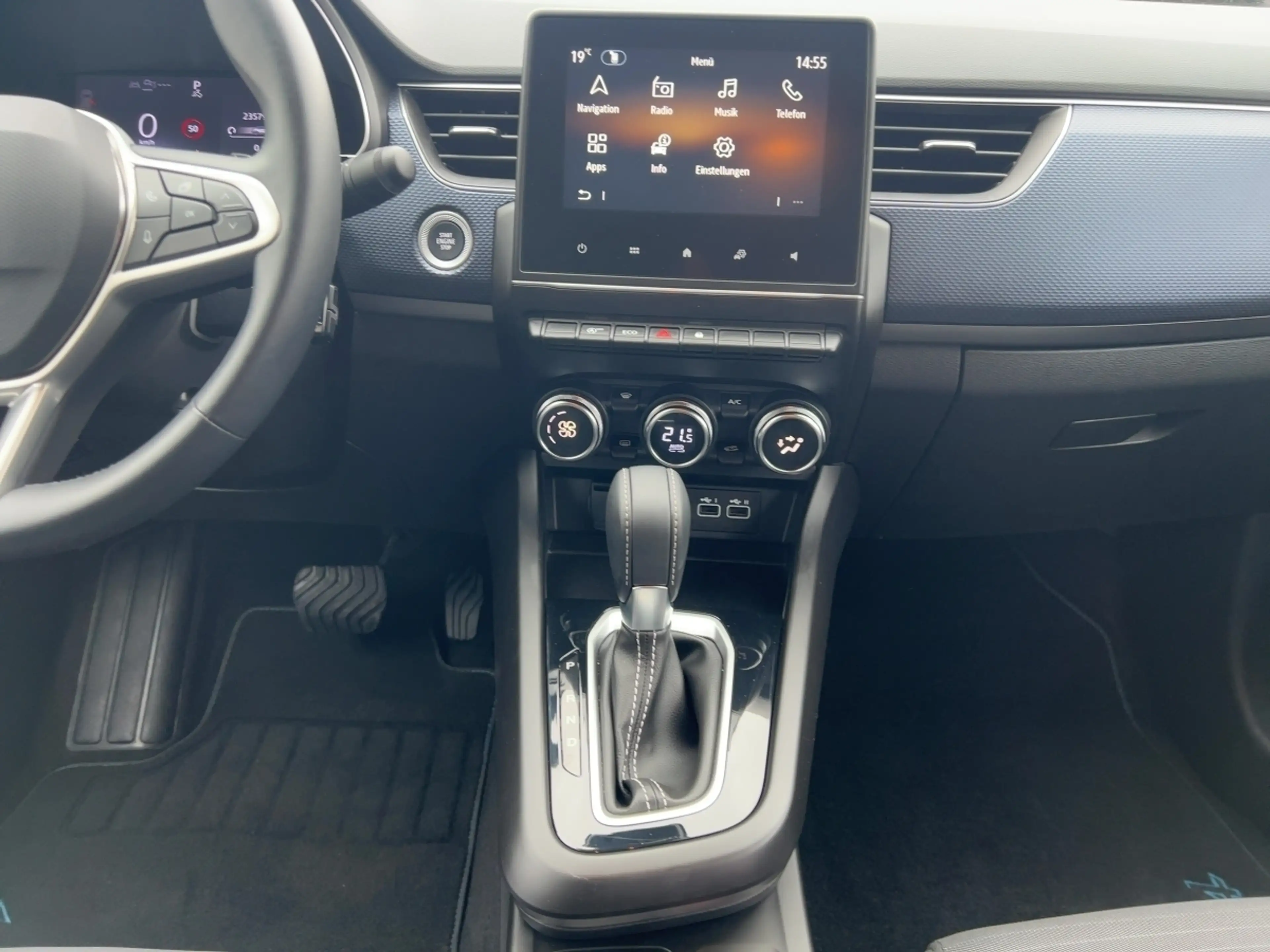 Renault Arkana EVOLUTION TCe 140 EDC RÜCKFAHRKAMERA — photo 12