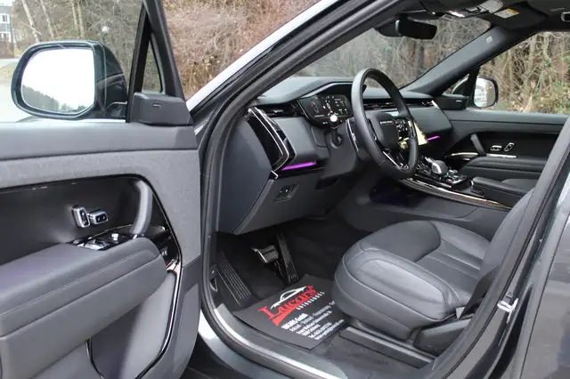 Land Rover Range Rover Sport view 7