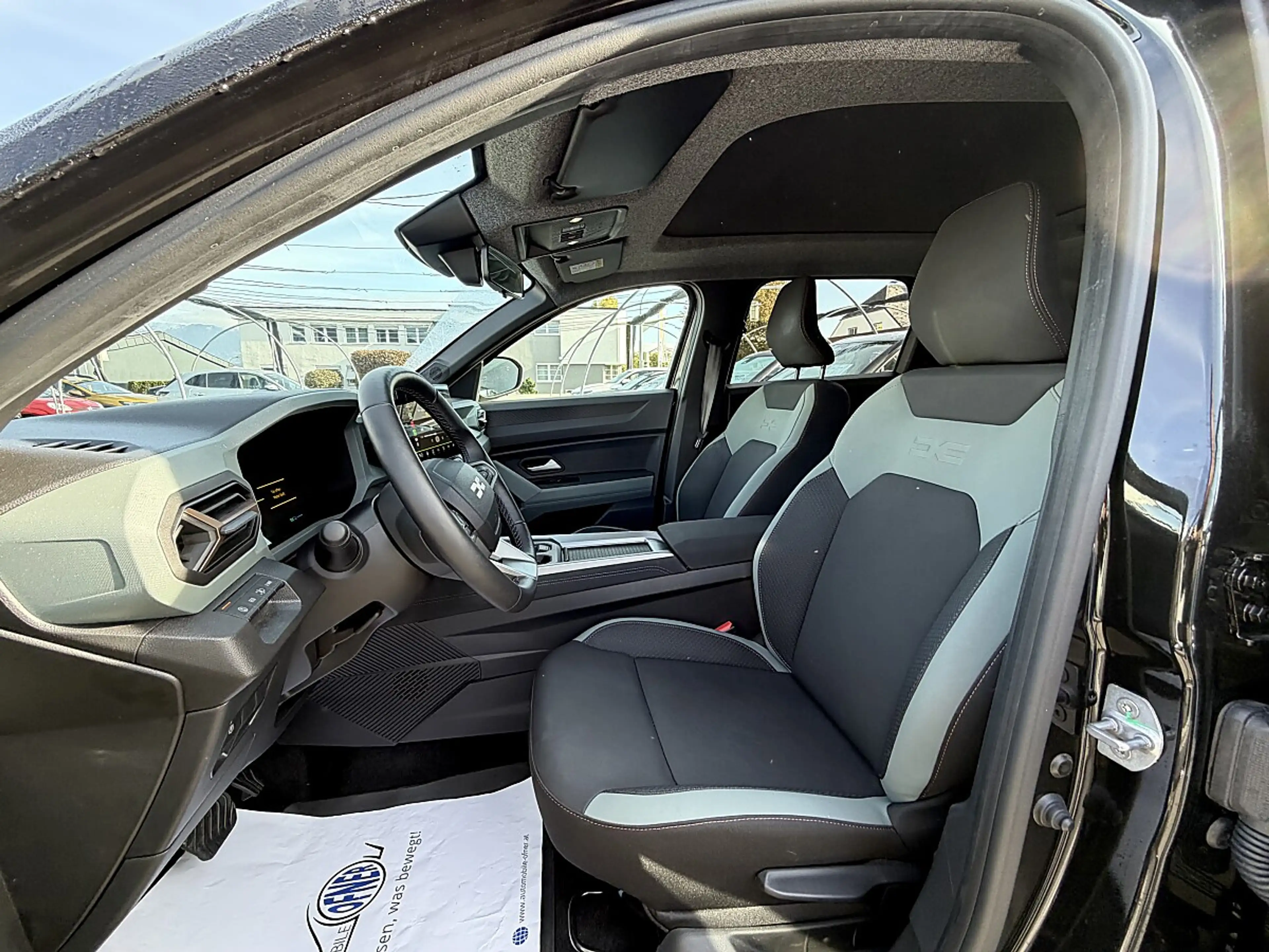 Dacia Bigster Extreme Hybrid 155 LED PDC 360°MultiView Pano W... — photo 11