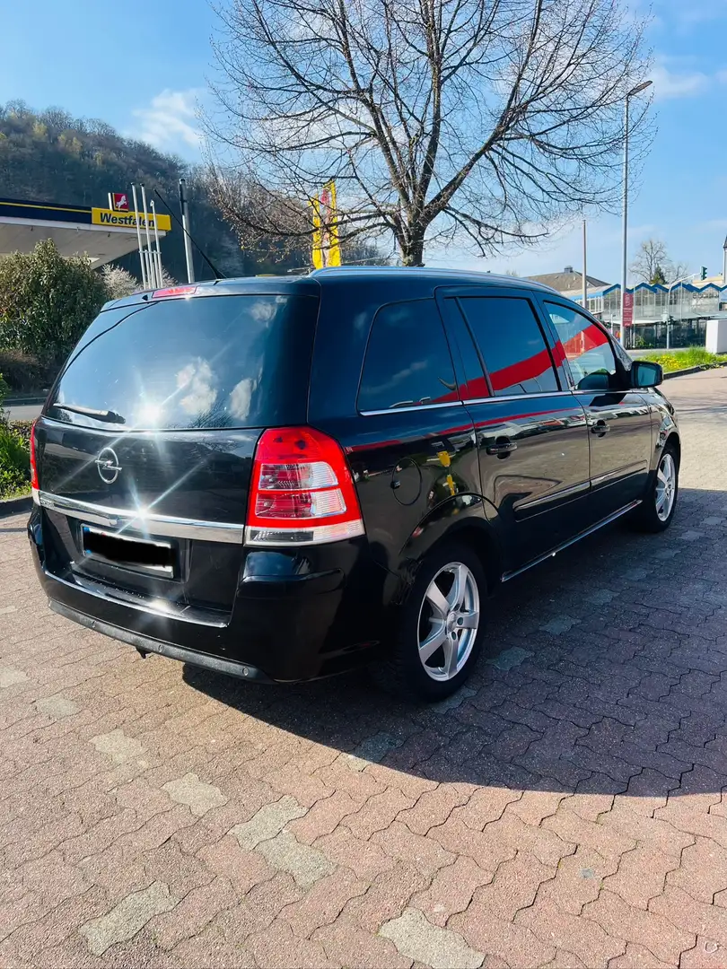 Opel Zafira 1.8 Easytronic Family Plus - 2