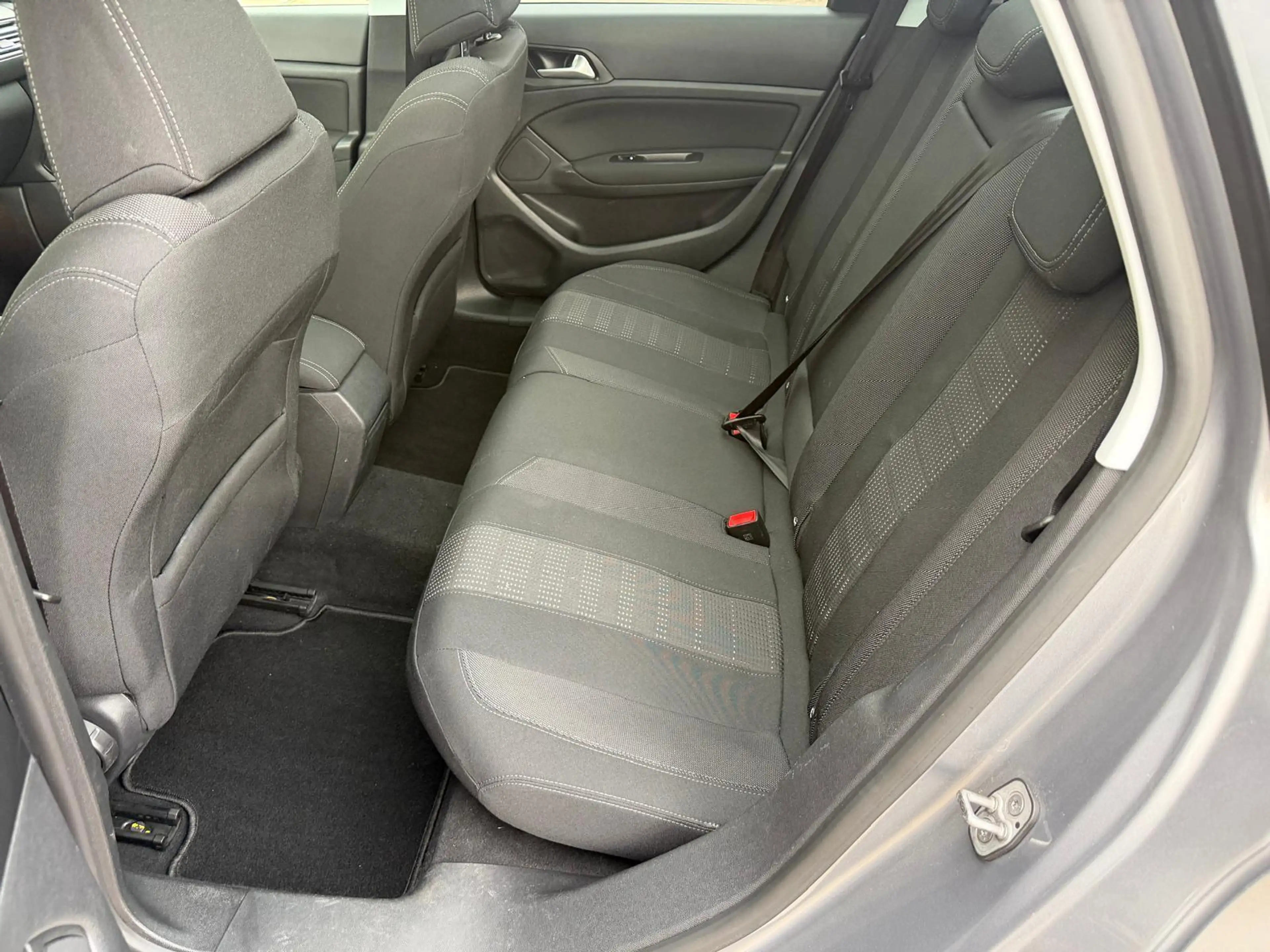 Peugeot 308 SW 1.2 Allure/PANO/AUT/PARKS/NAVI/CRUISE/APK — photo 23