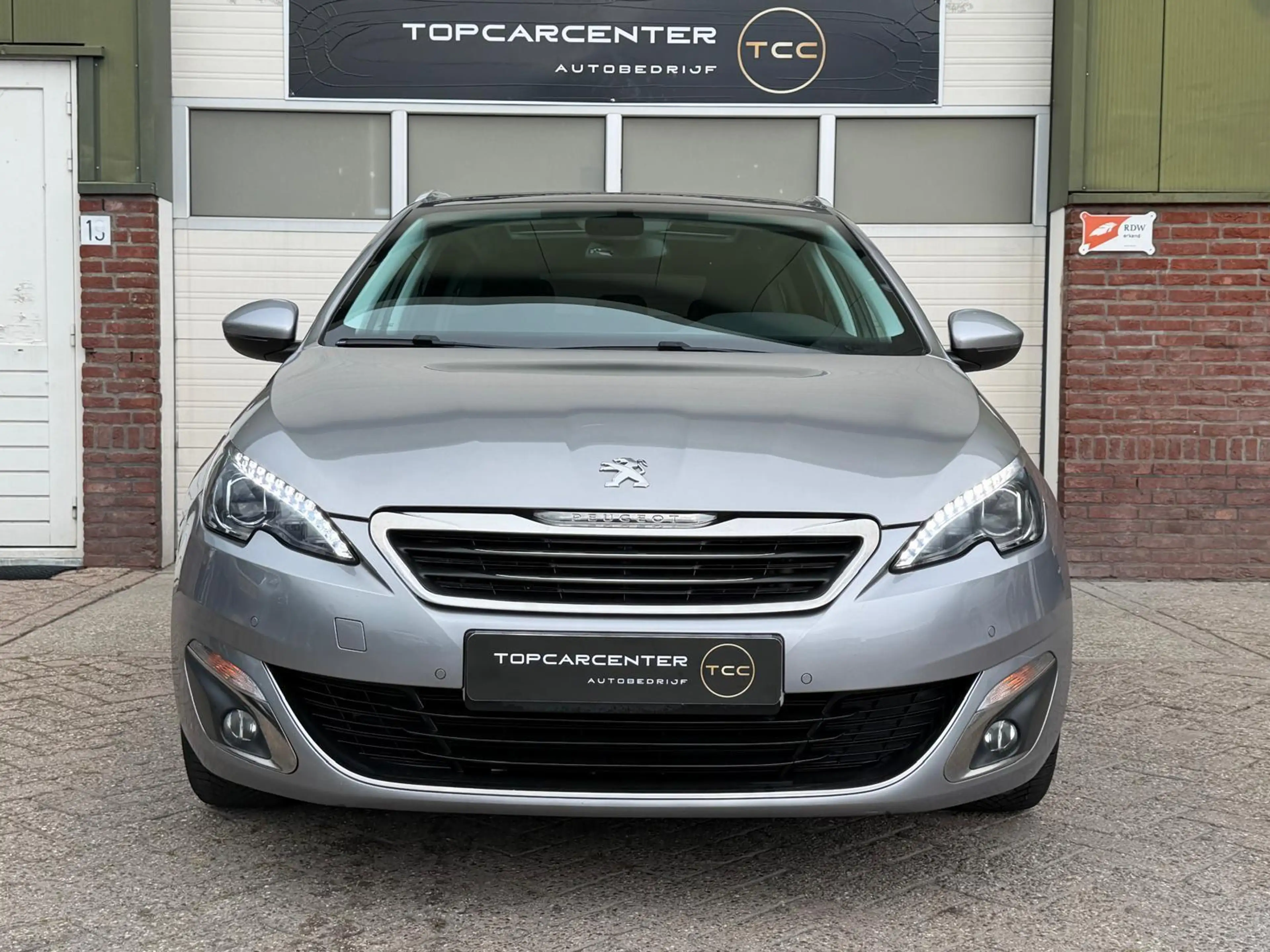 Peugeot 308 SW 1.2 Allure/PANO/AUT/PARKS/NAVI/CRUISE/APK — photo 2