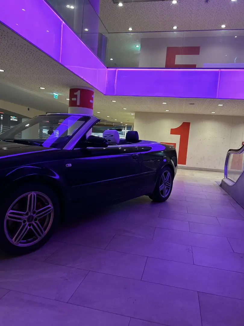 Audi A4 Cabriolet 2,5 TDI Multitronic - 2