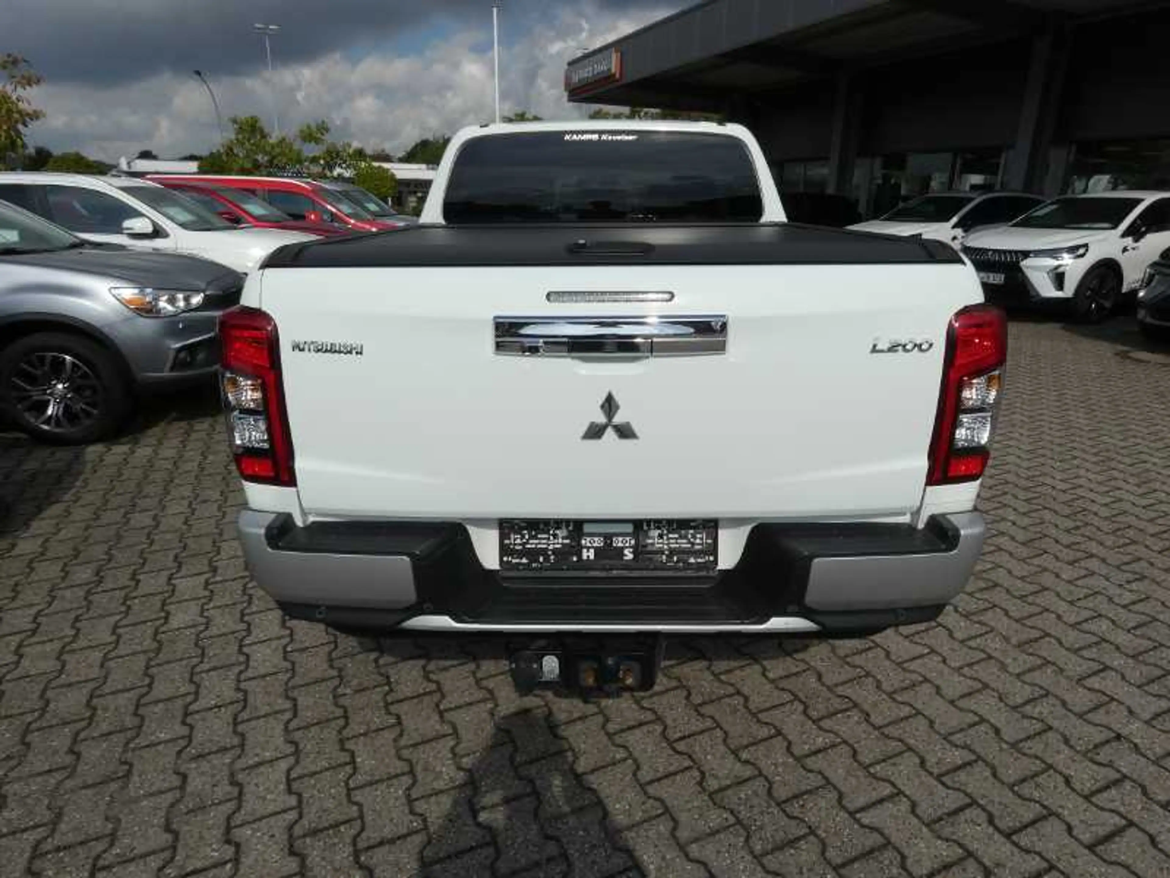 Mitsubishi L200 Doppelkabine TOP 2.2 DI-D 4WD ,,Automatik" — photo 3
