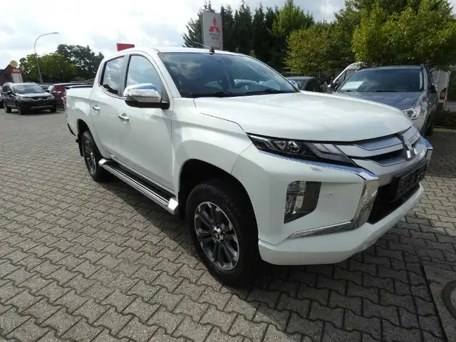 Mitsubishi L200 Doppelkabine TOP 2.2 DI D 4WD ,,Automatik´´