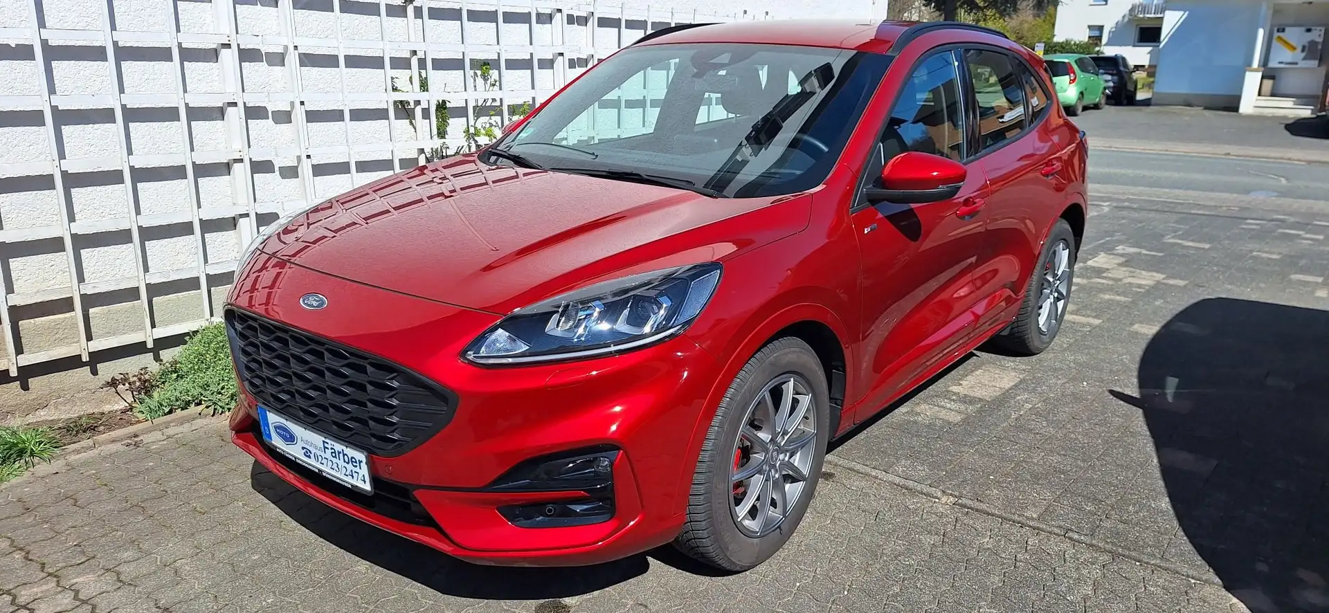 Ford Kuga ST-Line Rot - 1