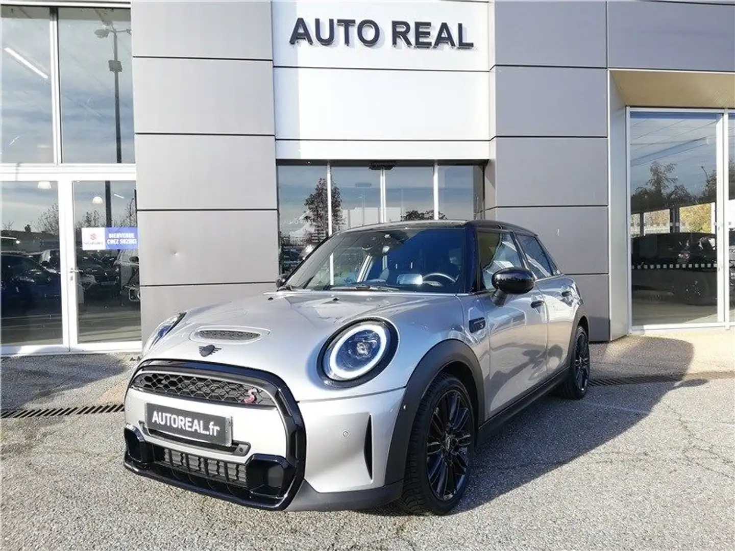 MINI One HATCH 5 PORTES F55 LCI II Hatch 5 Portes Cooper S 178 ch DKG7 Edition Premium Plus Gris - 1