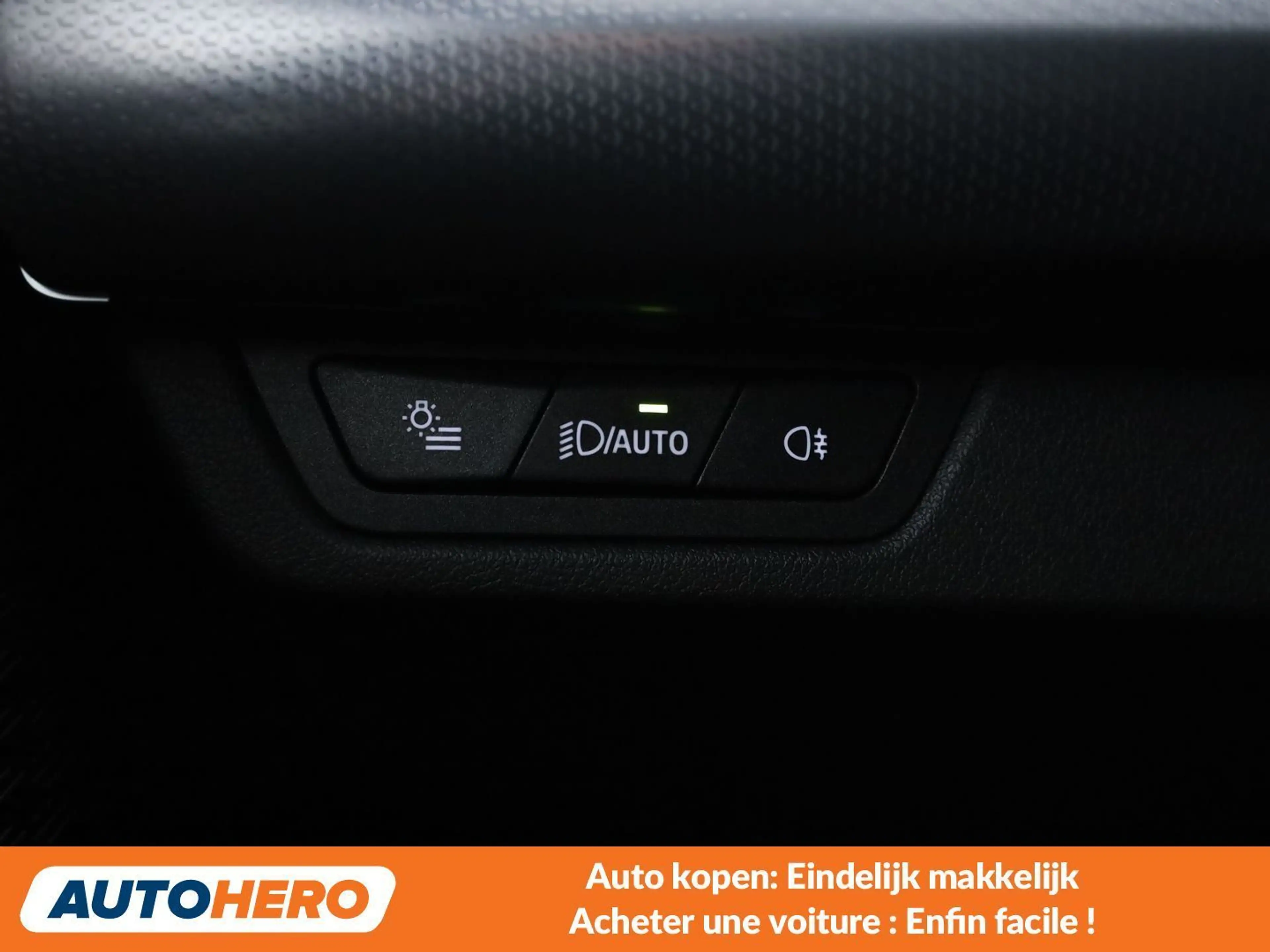 BMW X2 sDrive 20i Mild-Hybrid M Sport — photo 15