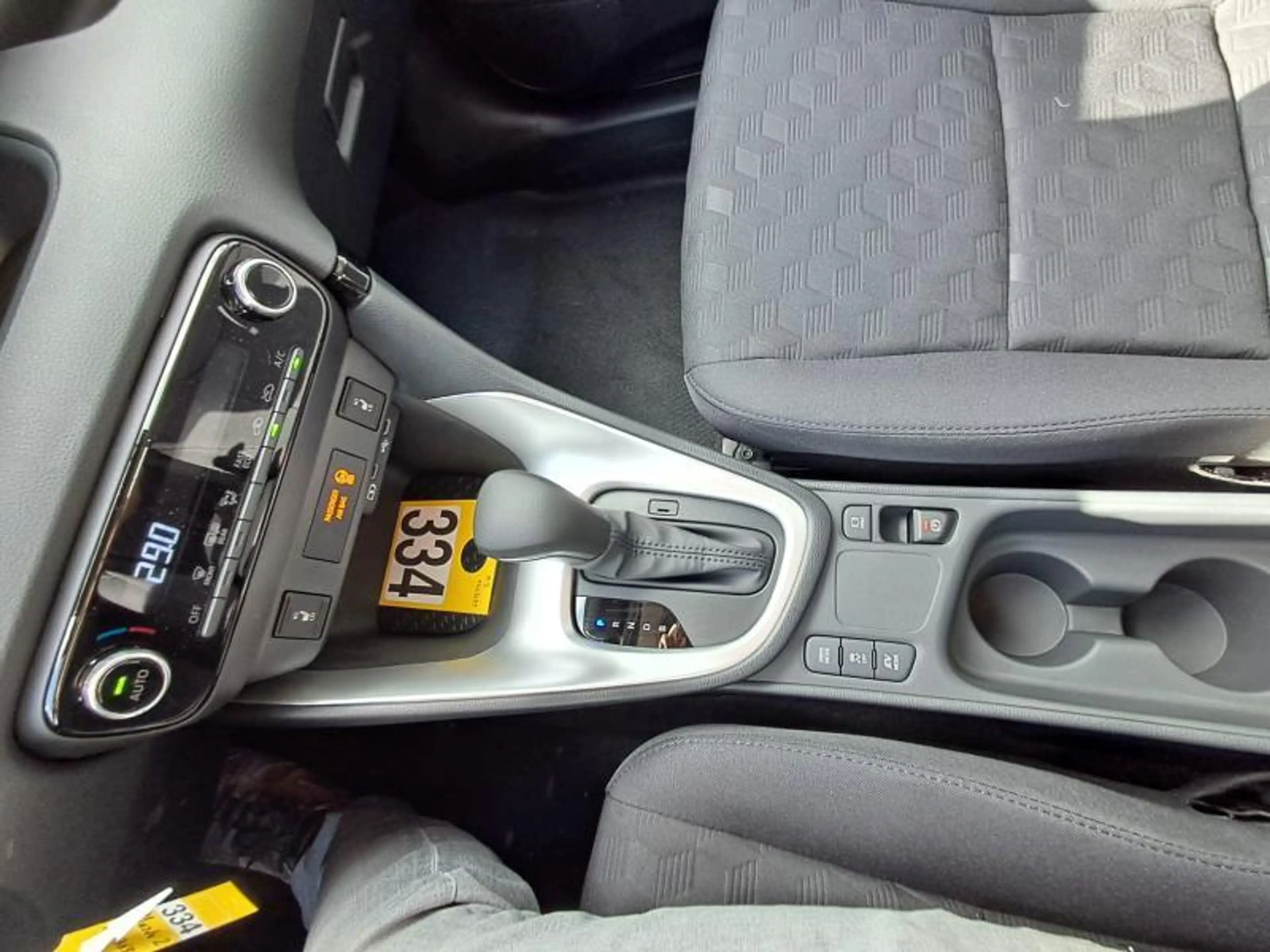 Mazda 2 Hybrid Centre Line Eendaginschrijving — photo 10