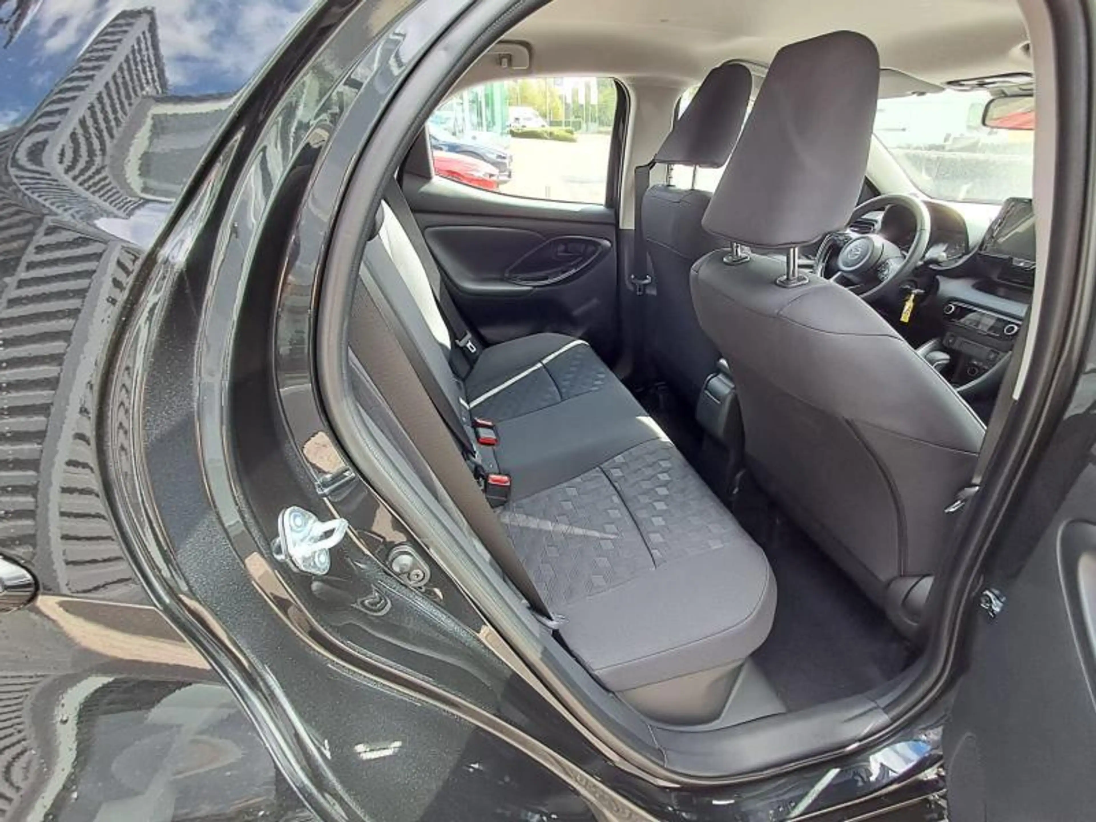 Mazda 2 Hybrid Centre Line Eendaginschrijving — photo 7