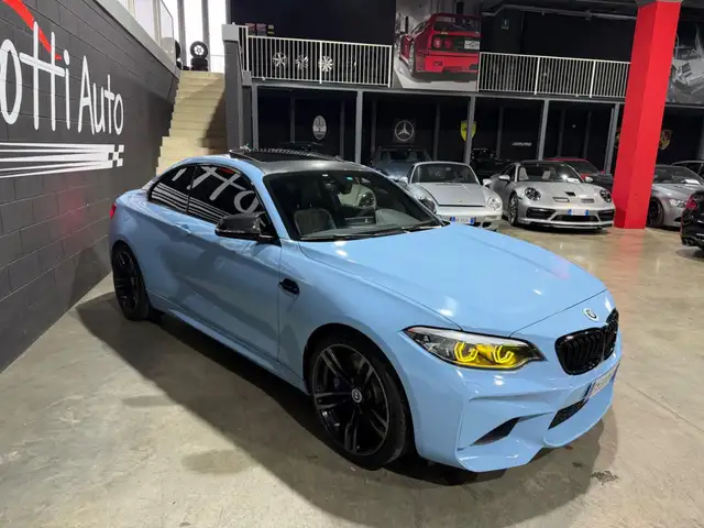 BMW M2 view 3