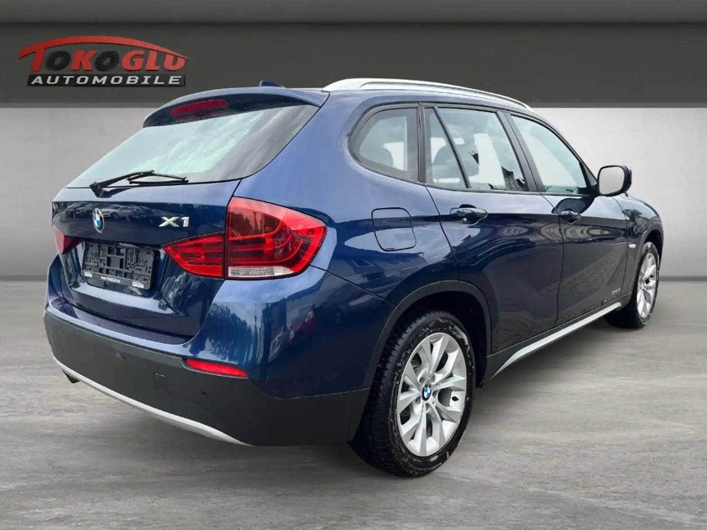 BMW X1 18 i sDrive 18i Navi Bi-Xenon Klimaautom SHZ Tel.- Bleu - 2
