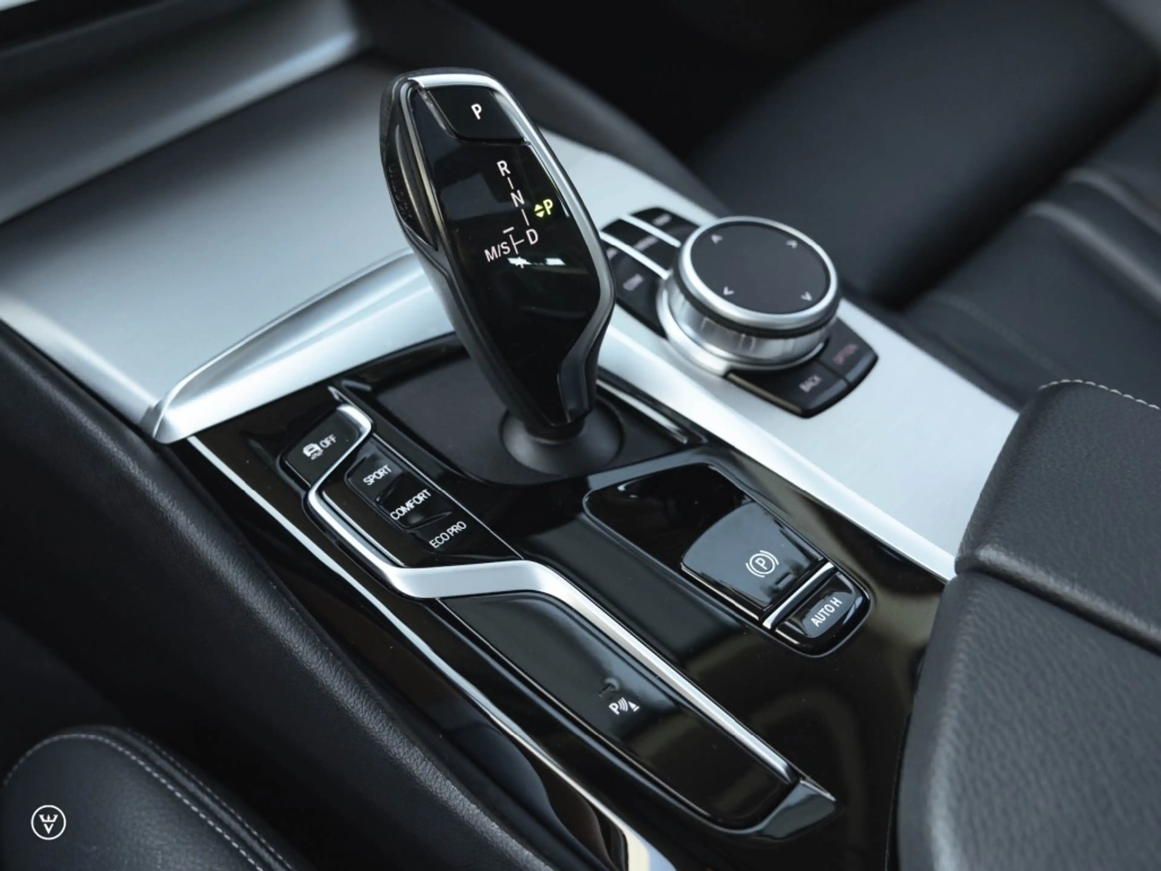 BMW 540 540i Touring LCI â Pano, HUD, BTW 55dkm! — photo 13