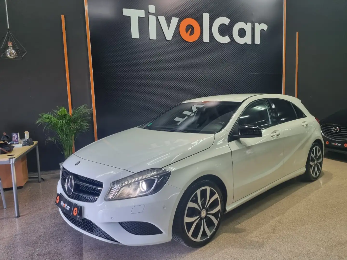 Mercedes-Benz A 200 BE Style Blanco - 1