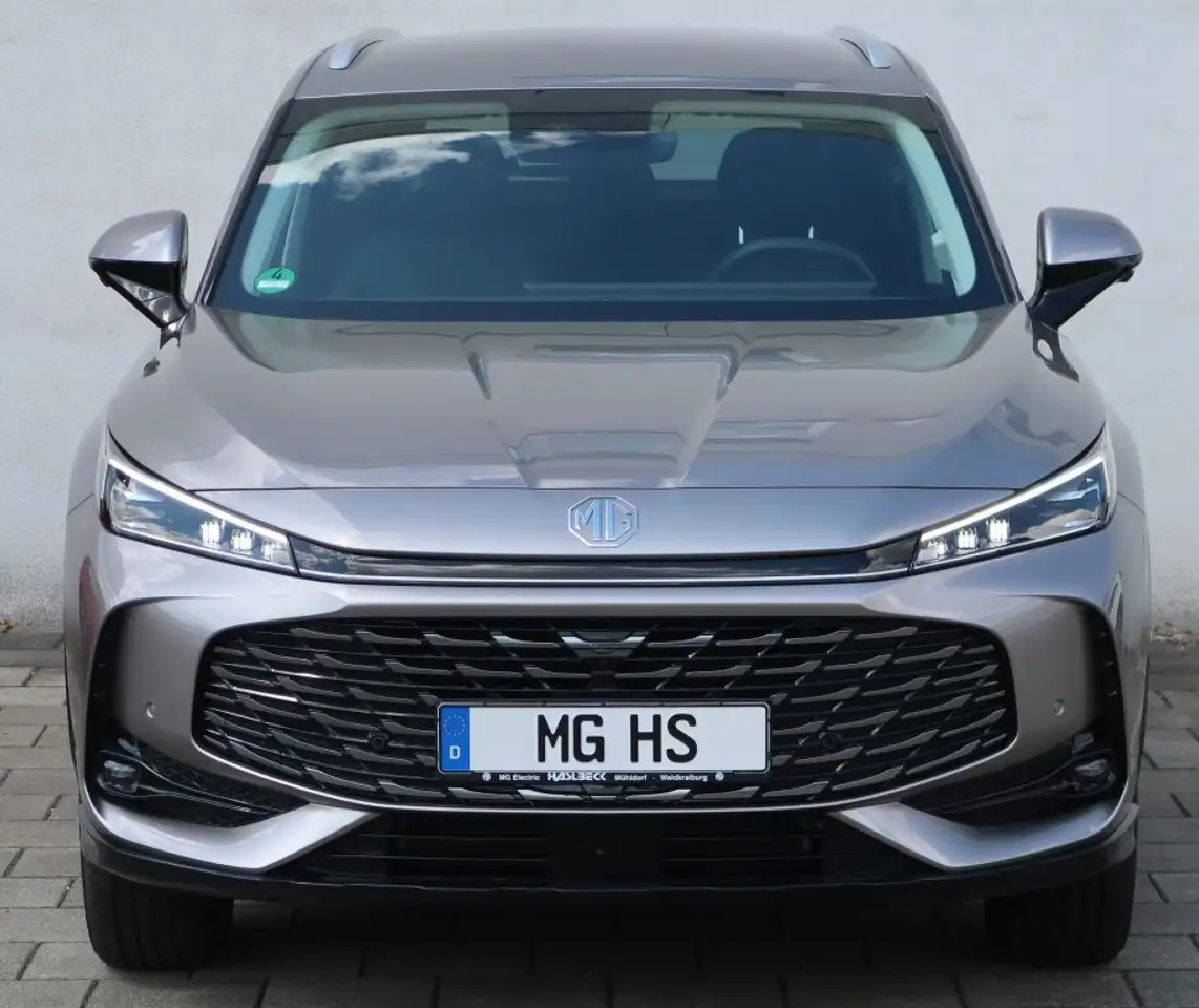 MG HS 2026