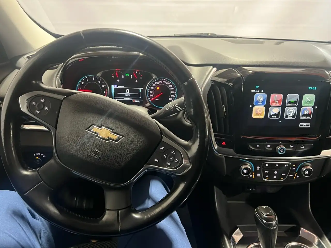 Chevrolet Traverse снимка Chevrolet Traverse