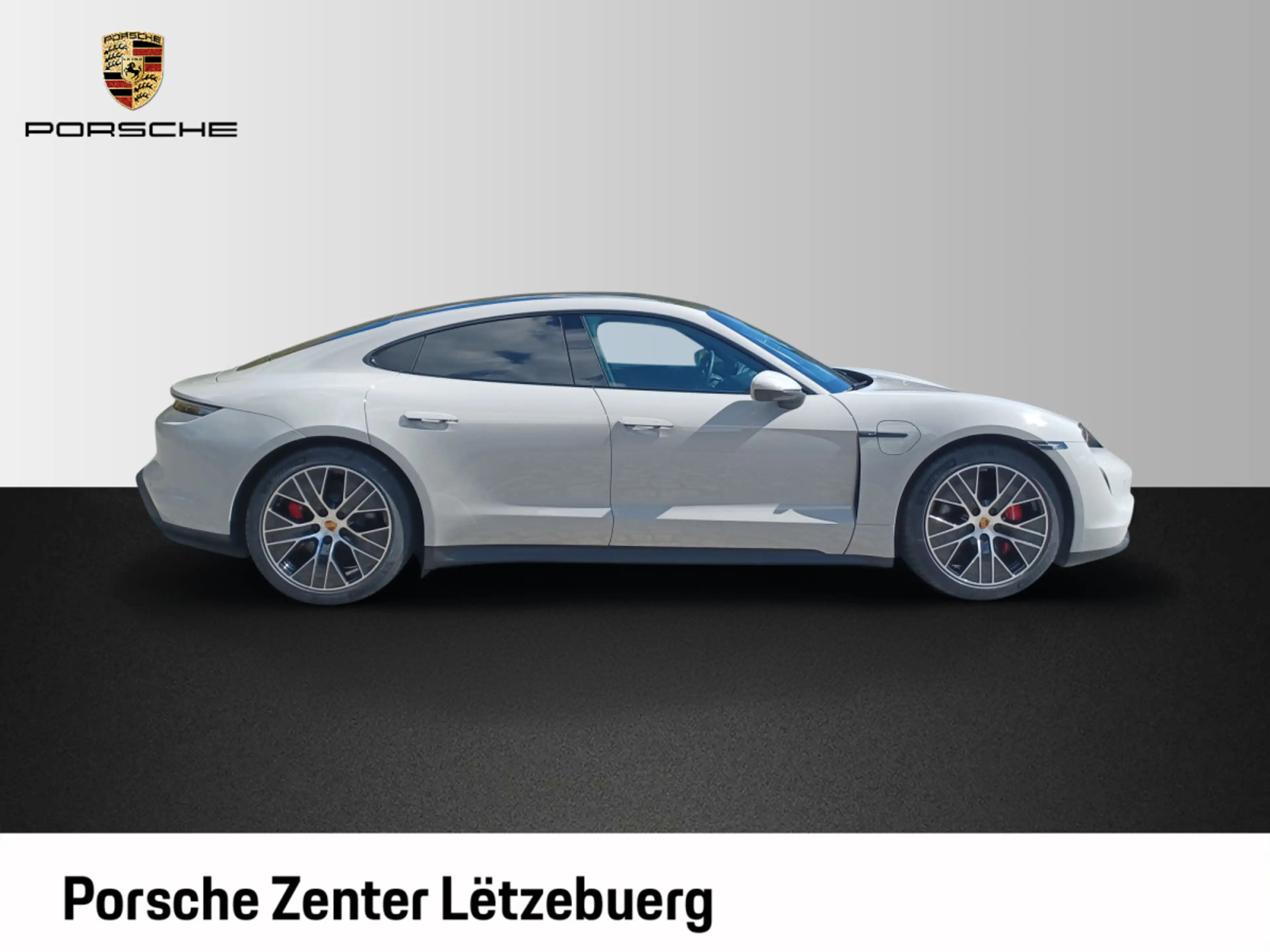 Porsche Taycan 4S — photo 6