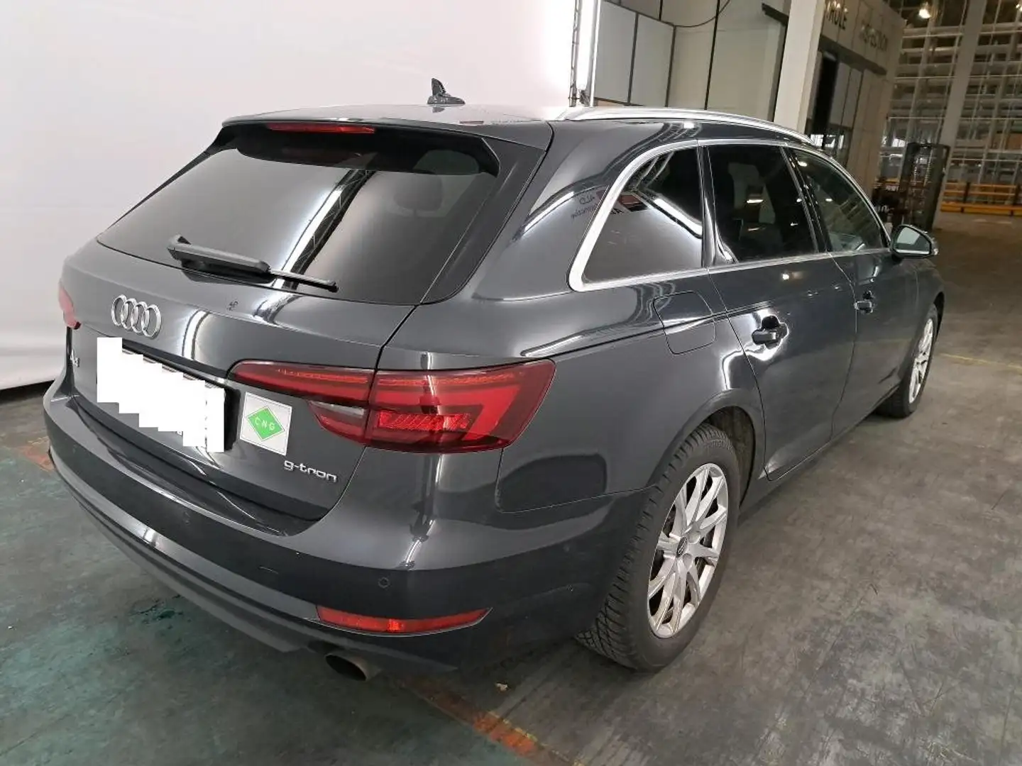 Audi A4 A4 Avant 2.0 g-tron Business Sport 170cv s-tronic Grigio - 1
