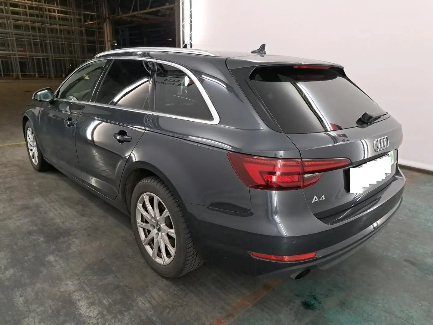 Audi A4 A4 Avant 2.0 g-tron Business Sport 170cv s-tronic Grigio - 2