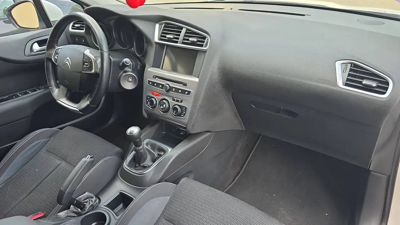 Citroen C4 Berline — photo 10