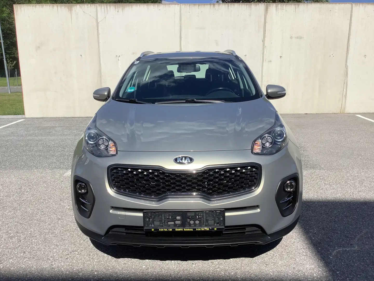 Kia Sportage Sportage 1,7 CRDI ISG Silber Silber Silber - 1