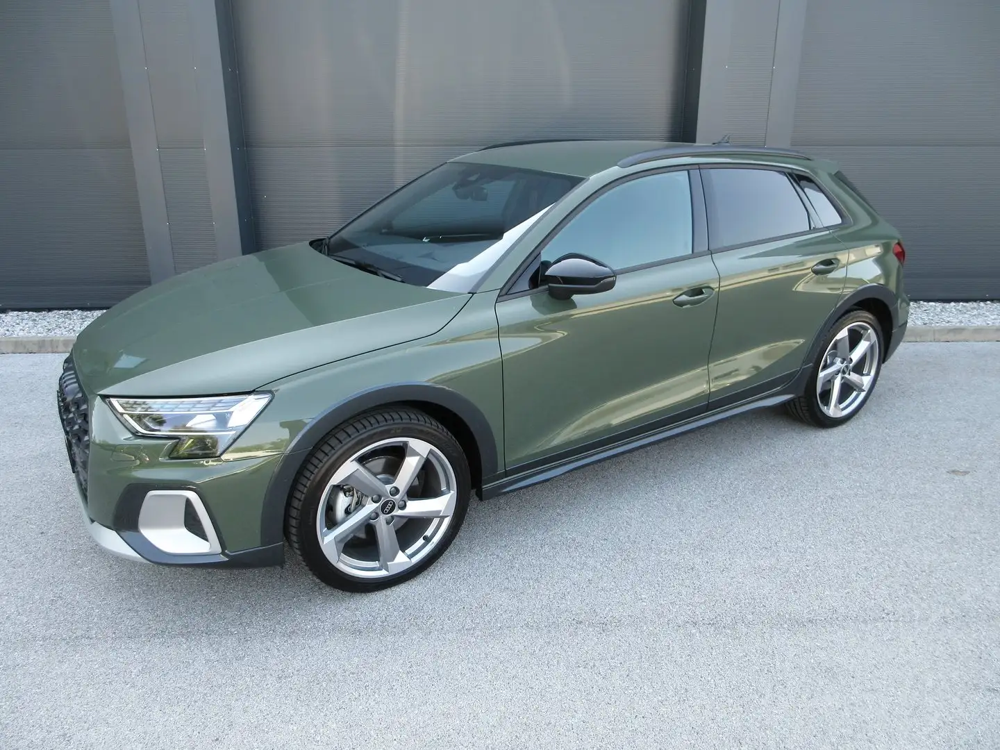 Audi A3 35 TDI Grün - 2