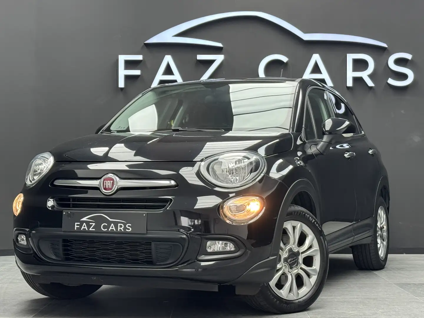 Fiat 500X 1.6i E-torq Pop Star *1ER PROP + GPS + GARANTIE * Noir - 1