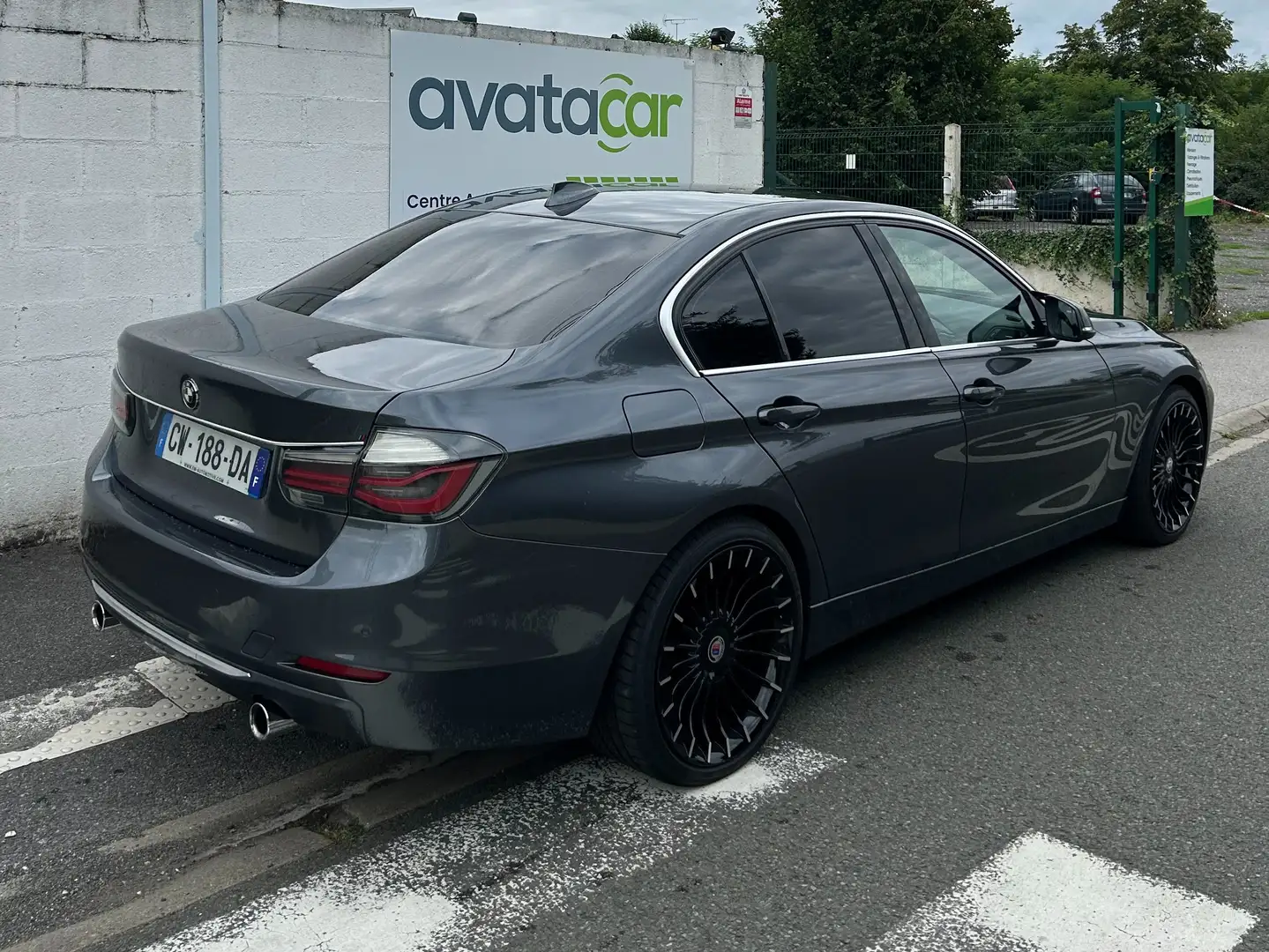 BMW 335 335i 306 ch Luxury A Grey - 2