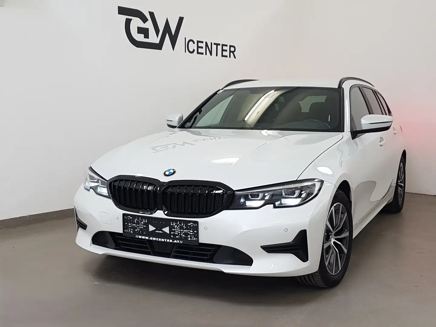 BMW 320 d xDrive Sport Dachhimmel schwarz Weiß - 1