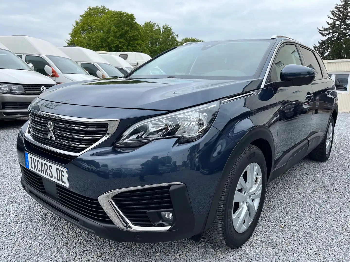 Peugeot 5008 1,2 PureTech Active Business 7-Sitzer ZRneu Blau - 2