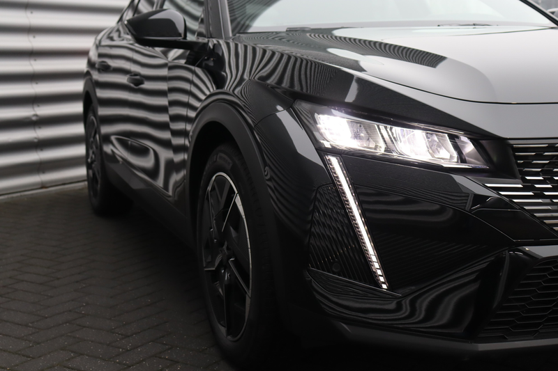 Peugeot 408 1.6 HYBRID 225PK ALLURE AVANTAGE AUTOMAAT / NAVI / — photo 14