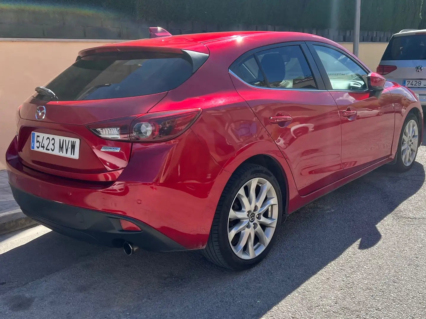 Mazda 3 Mazda3 2.2 Luxury Navegador Aut. Luxury Navegador Rojo - 2