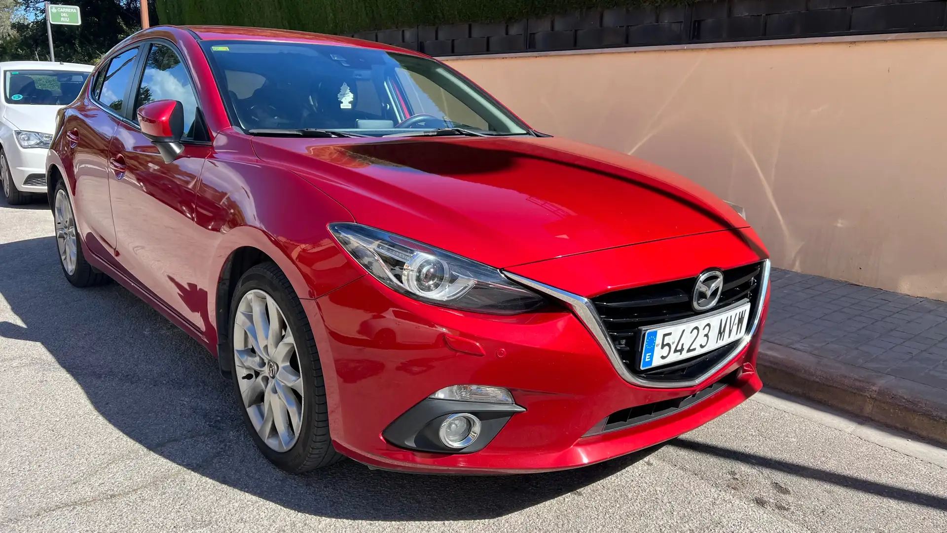 Mazda 3 Mazda3 2.2 Luxury Navegador Aut. Luxury Navegador Rojo - 1